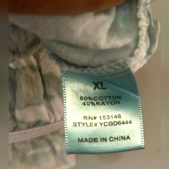 Good Luck Gem Tie-Dye Print Blouse - Picture 6 of 7